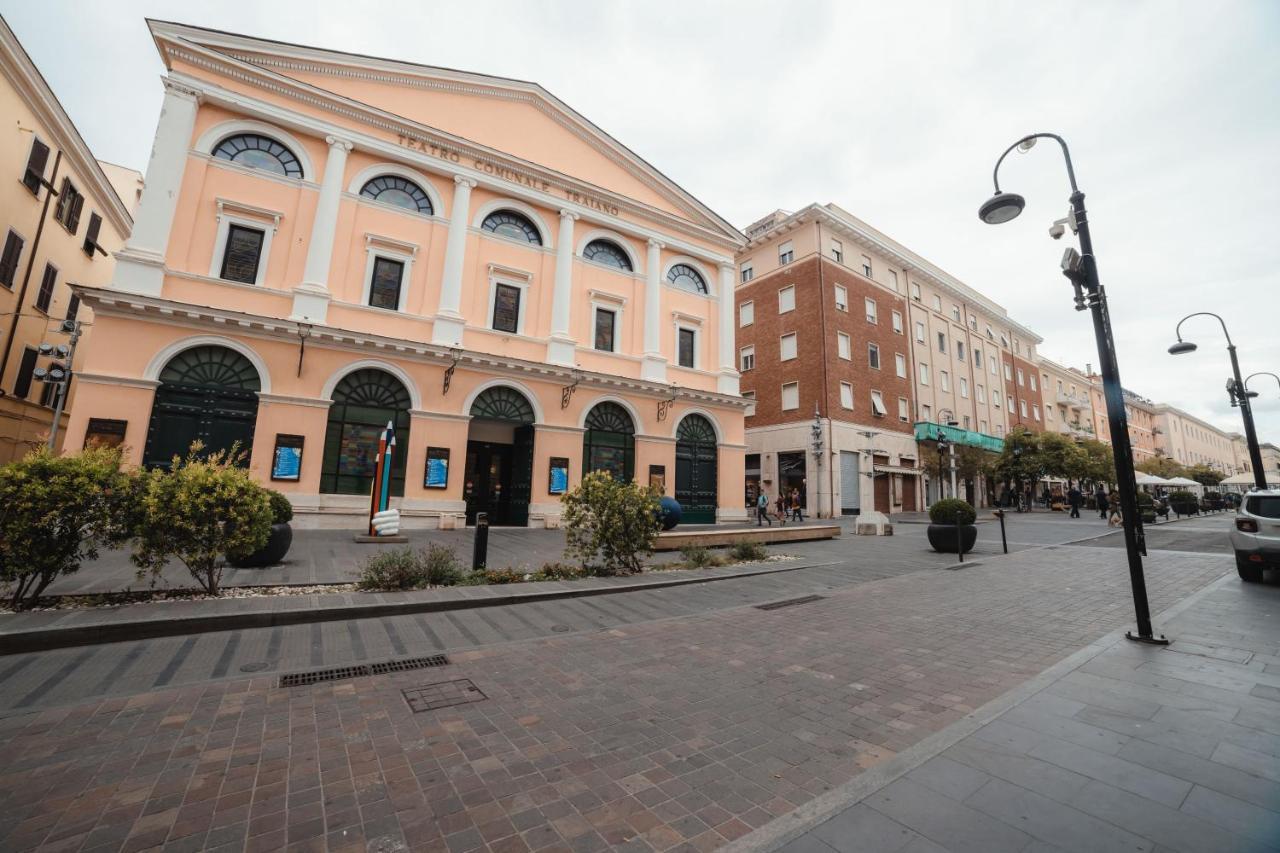 Domus Cavour Appartement Civitavecchia Buitenkant foto