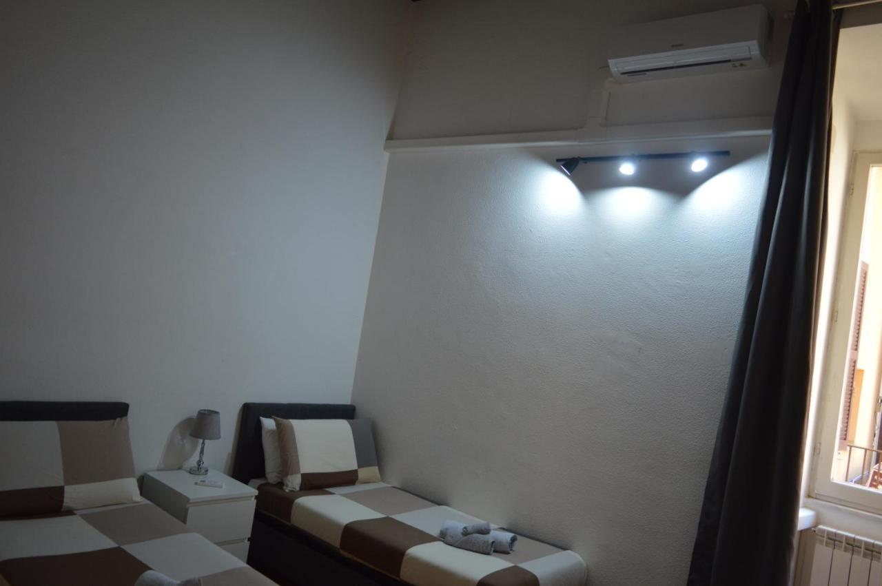 Domus Cavour Appartement Civitavecchia Buitenkant foto
